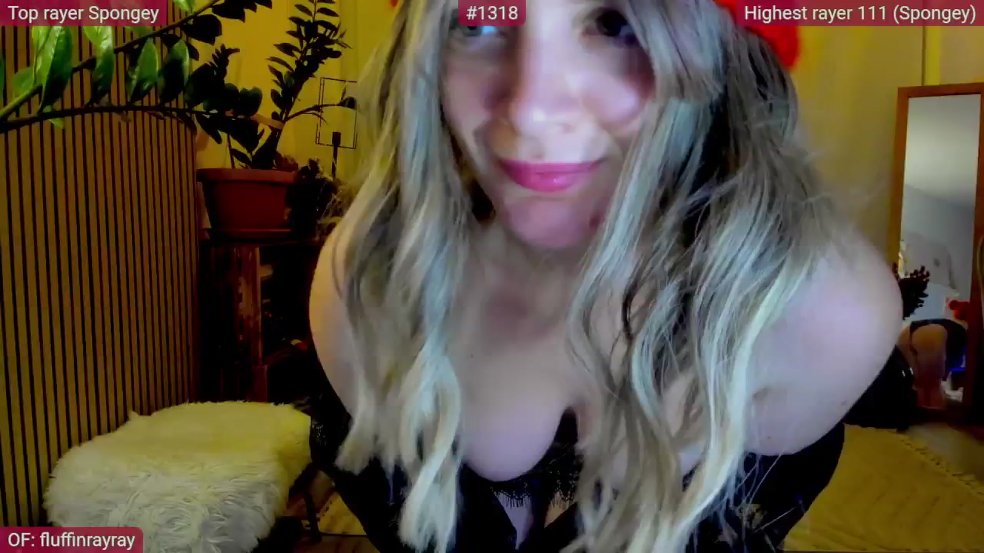 Gallery image thumbnail from FluffinRayRay's myfreecams stream on, 12/20/2025, 01:59 image 2 of 20