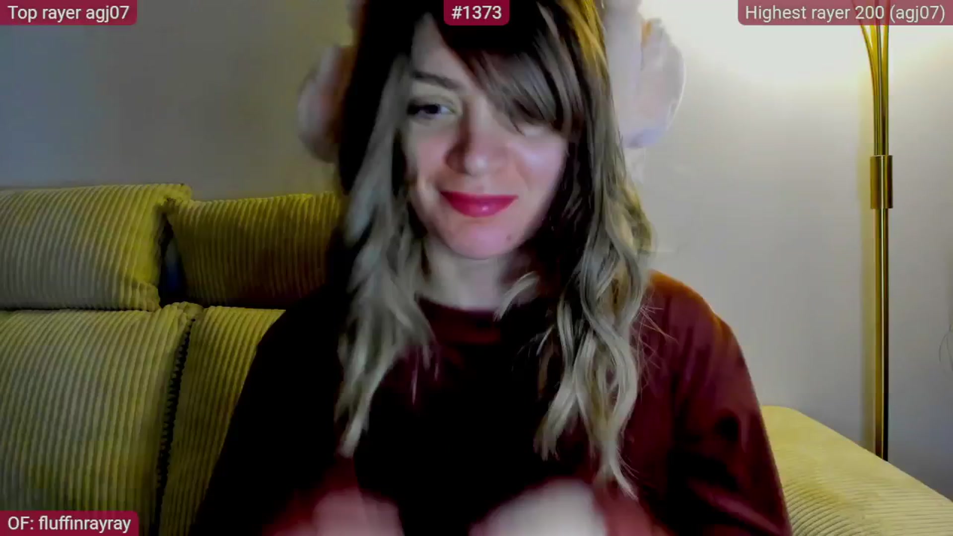 Gallery image thumbnail from FluffinRayRay's myfreecams stream on, 12/21/2025, 02:39 image 1 of 20
