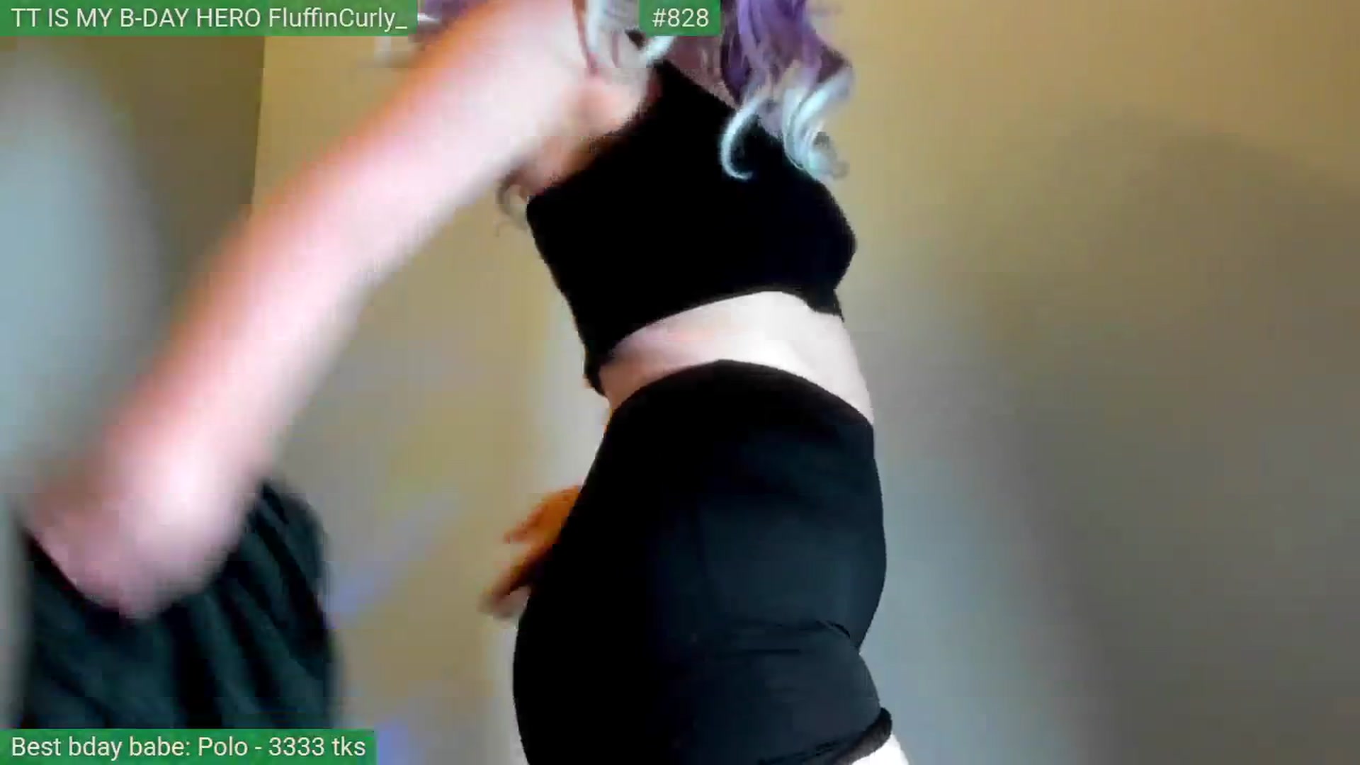 Gallery image thumbnail from FluffinRayRay's myfreecams stream on, 03/30/2026, 01:49 image 16 of 20