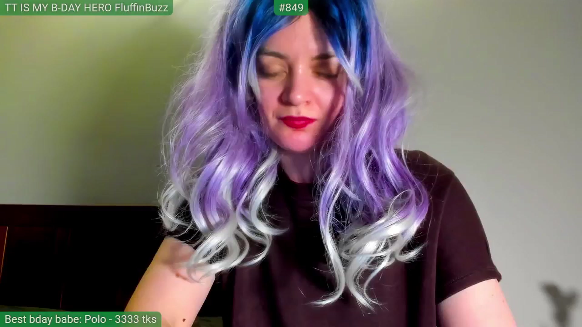 Gallery image thumbnail from FluffinRayRay's myfreecams stream on, 03/31/2026, 24:19 image 3 of 20