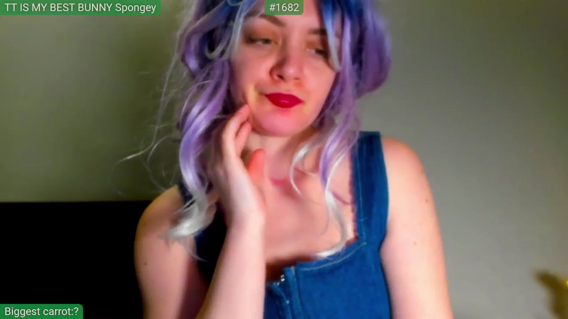 Gallery image thumbnail from FluffinRayRay's myfreecams stream on, 04/02/2026, 01:29 image 7 of 20