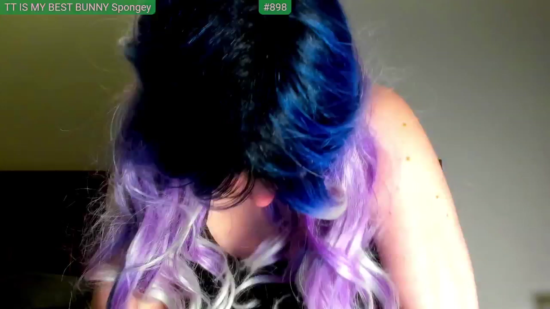 Gallery image thumbnail from FluffinRayRay's myfreecams stream on, 04/14/2026, 24:01 image 13 of 20
