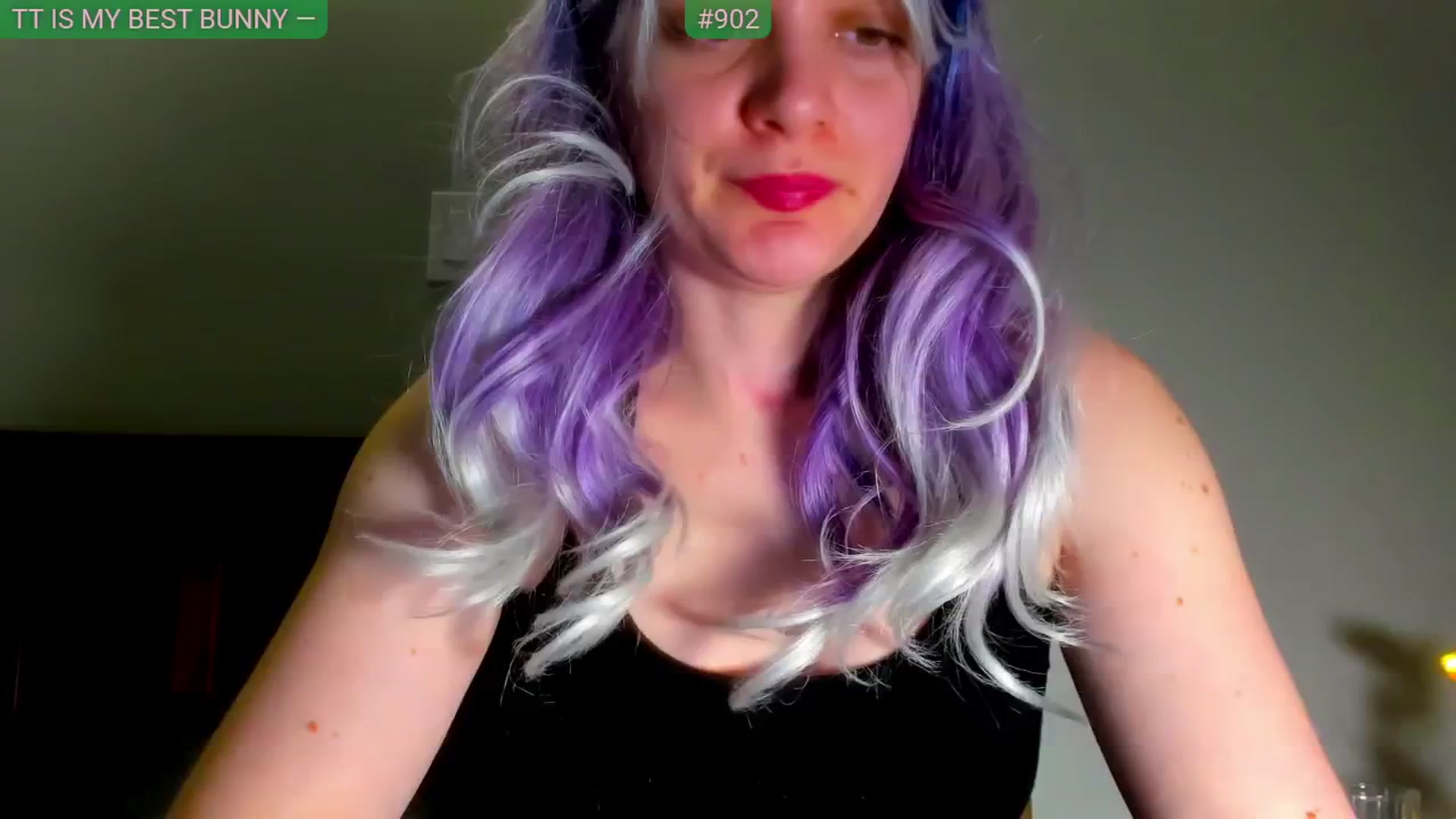 Gallery image thumbnail from FluffinRayRay's myfreecams stream on, 04/14/2026, 24:01 image 4 of 20