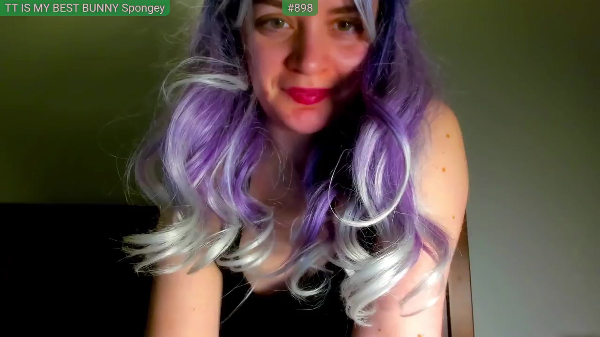 Gallery image thumbnail from FluffinRayRay's myfreecams stream on, 04/14/2026, 24:01 image 11 of 20