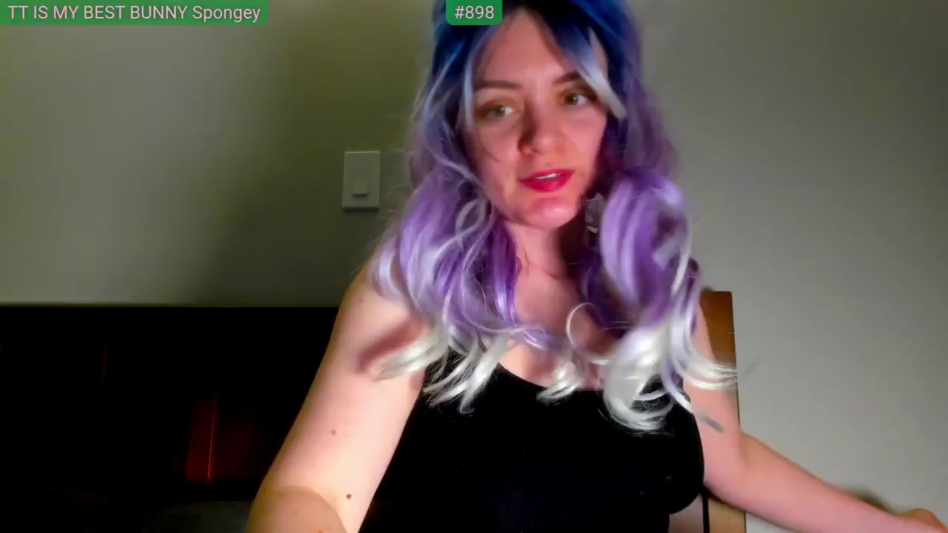 Gallery image thumbnail from FluffinRayRay's myfreecams stream on, 04/14/2026, 01:11 image 1 of 20