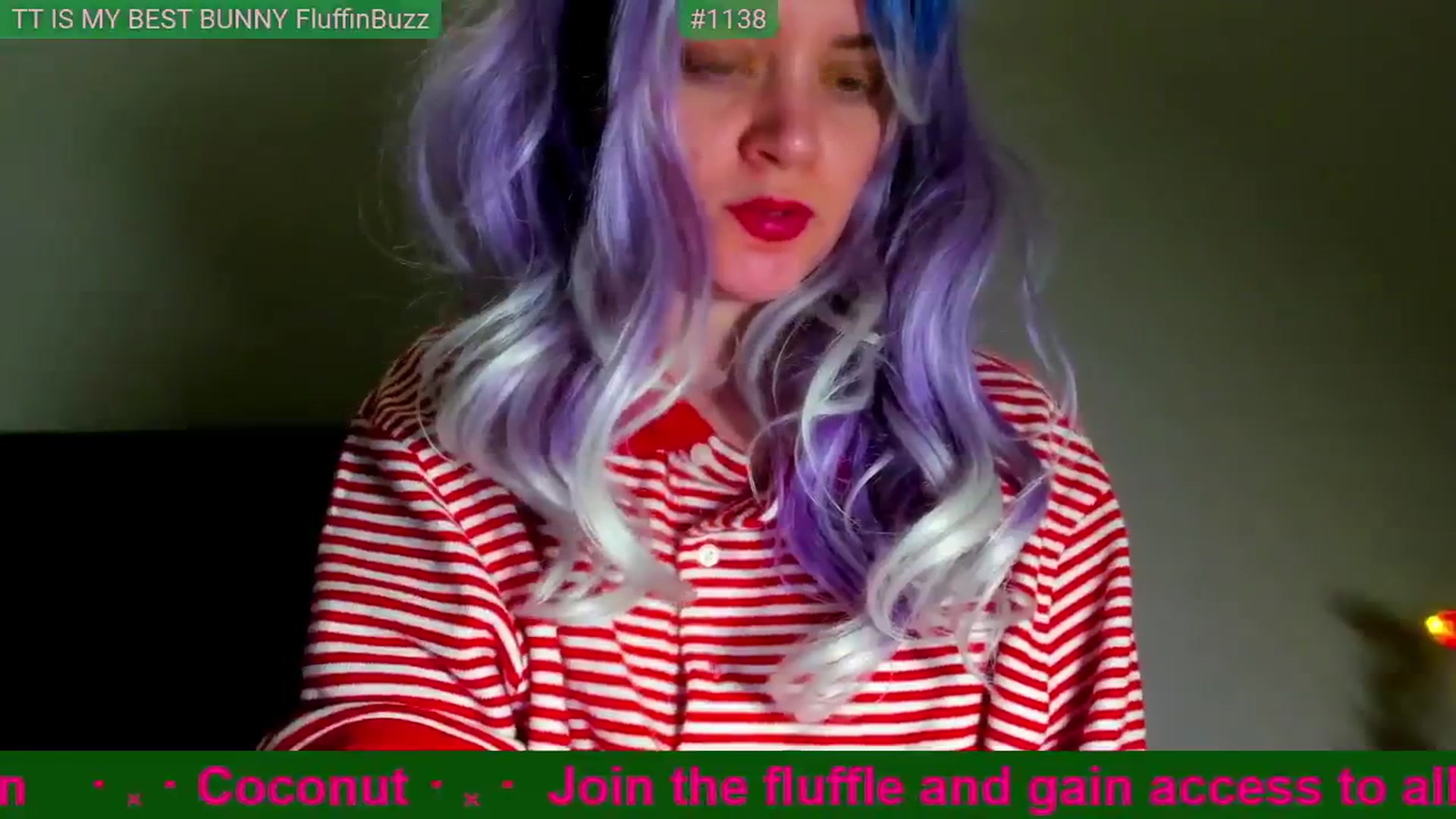 Gallery image thumbnail from FluffinRayRay's myfreecams stream on, 04/21/2026, 01:38 image 6 of 20