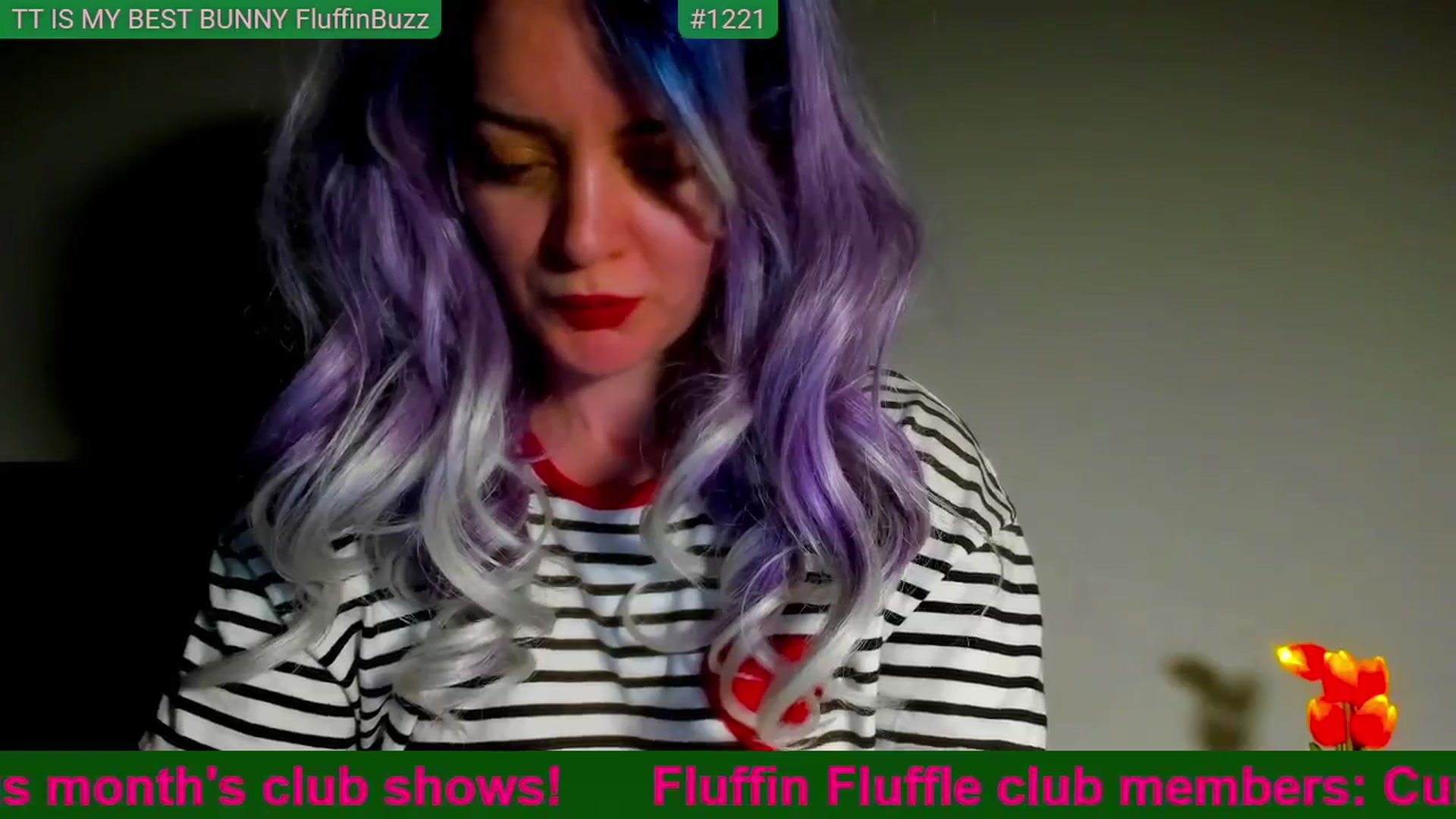 Gallery image thumbnail from FluffinRayRay's myfreecams stream on, 04/24/2026, 01:47 image 6 of 20