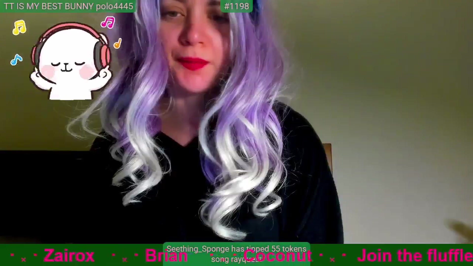 Gallery image thumbnail from FluffinRayRay's myfreecams stream on, 04/25/2026, 24:38 image 16 of 20