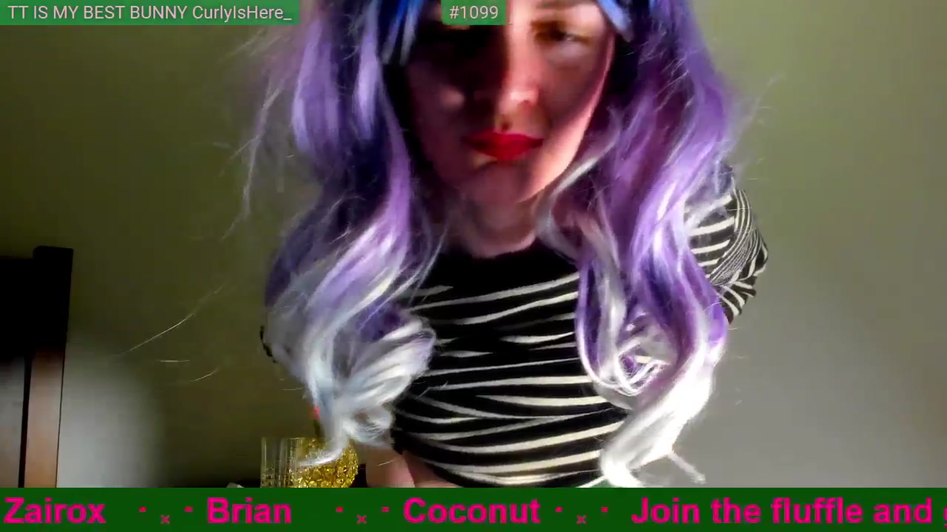 Gallery image thumbnail from FluffinRayRay's myfreecams stream on, 04/30/2026, 02:05 image 15 of 20