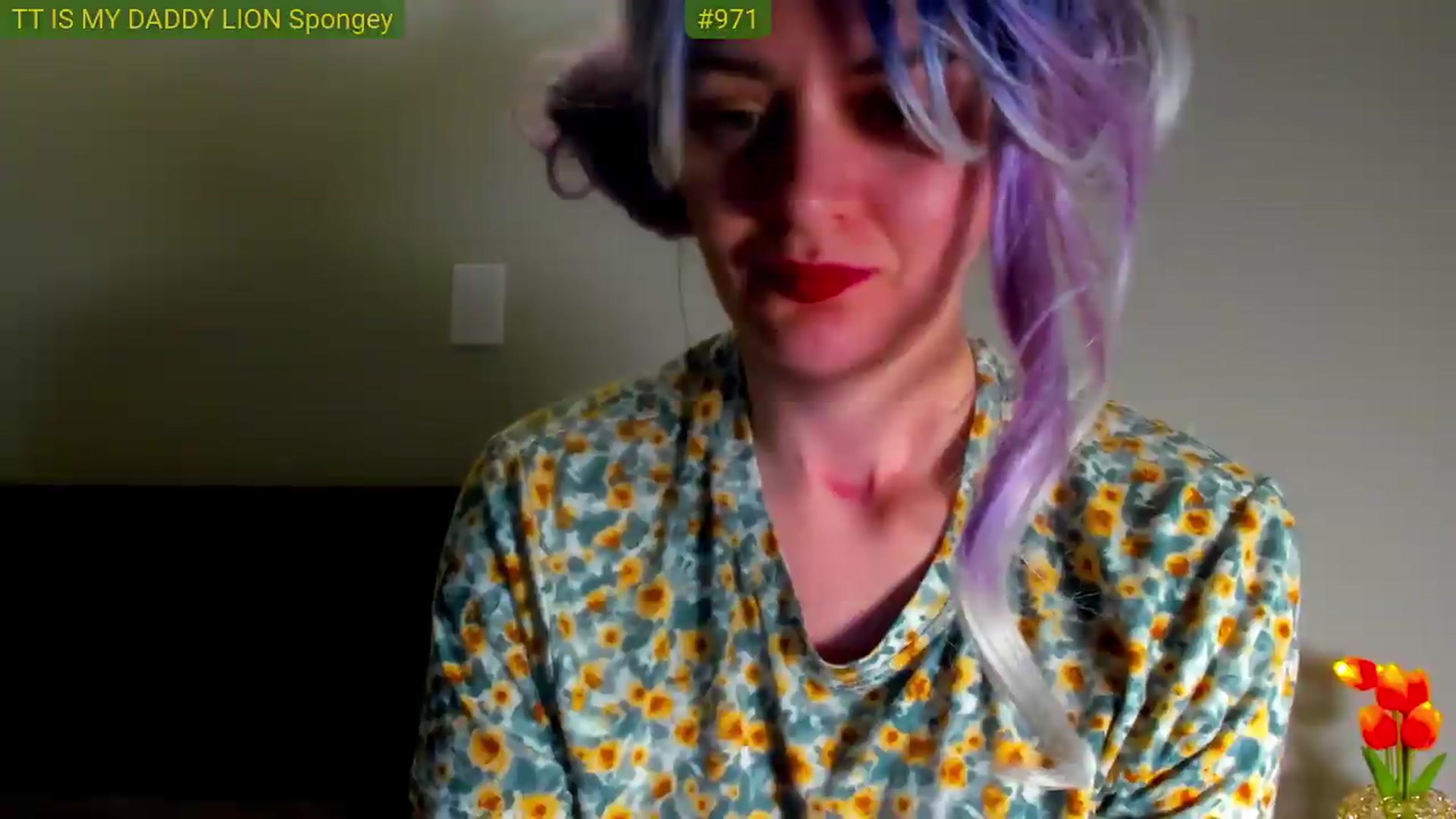 Gallery image thumbnail from FluffinRayRay's myfreecams stream on, 05/05/2026, 01:47 image 15 of 20