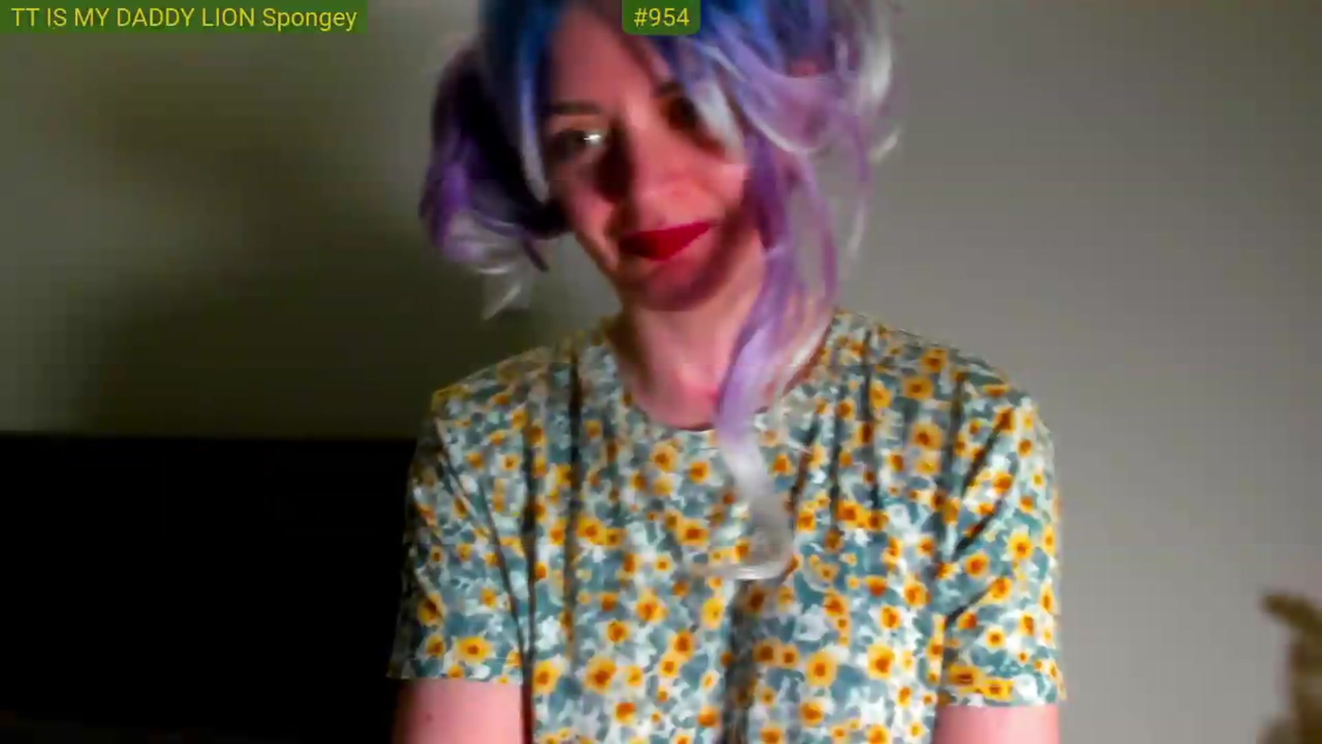 Gallery image thumbnail from FluffinRayRay's myfreecams stream on, 05/05/2026, 01:47 image 17 of 20