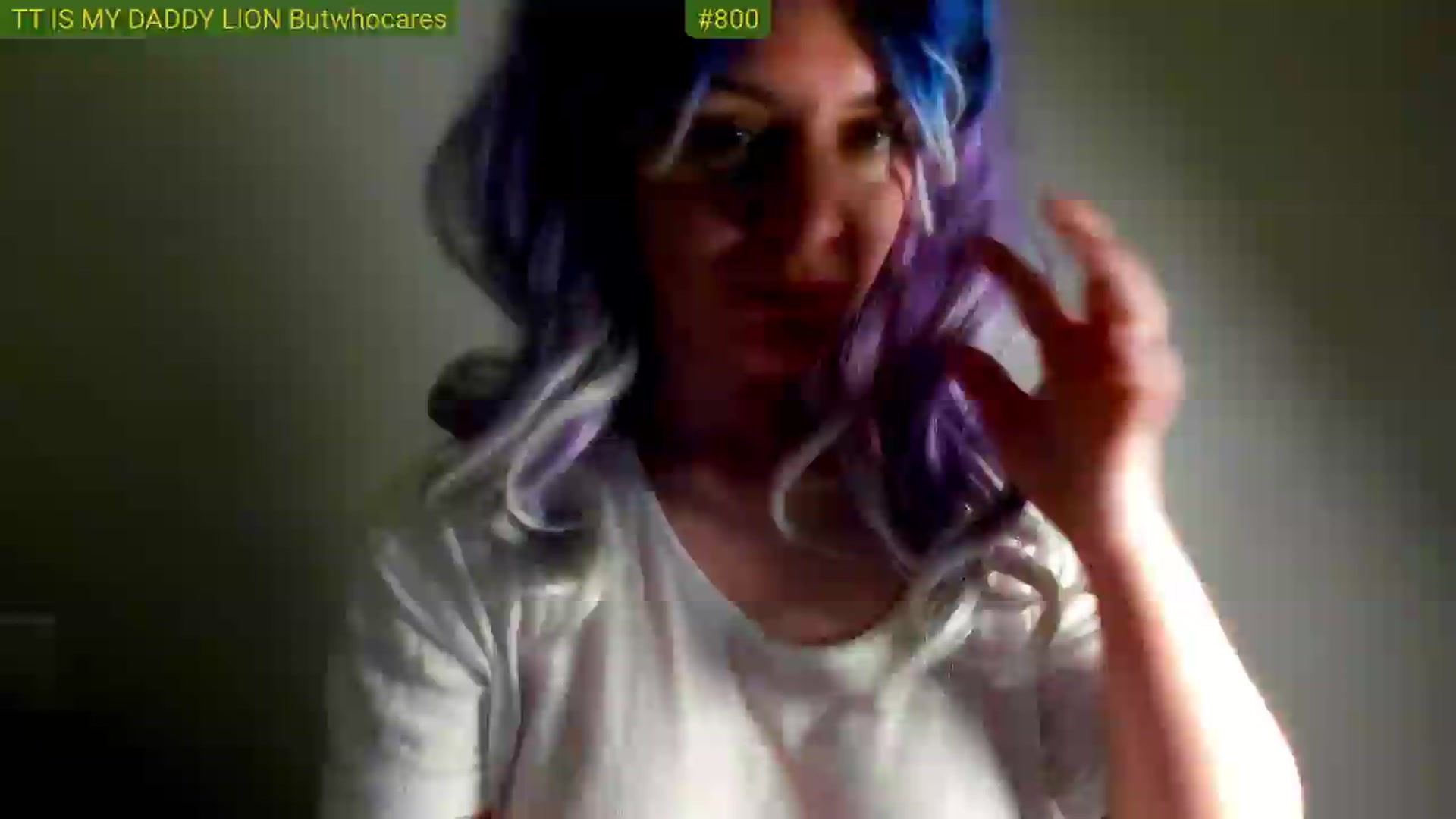 Gallery image thumbnail from FluffinRayRay's myfreecams stream on, 05/06/2026, 01:32 image 19 of 20