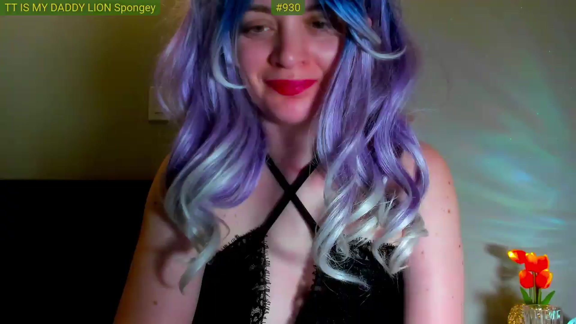 Gallery image thumbnail from FluffinRayRay's myfreecams stream on, 05/19/2026, 01:29 image 1 of 20