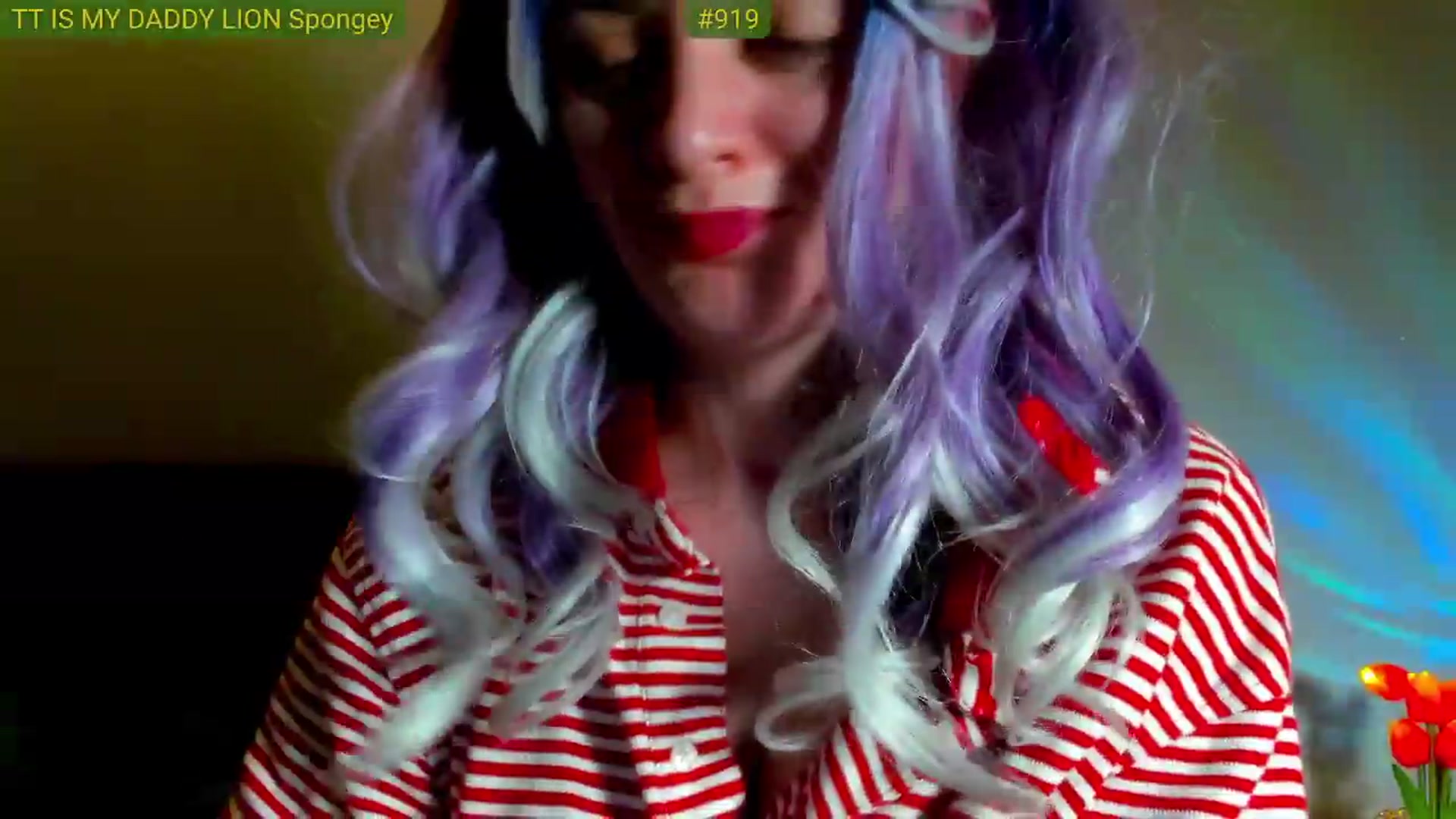 Gallery image thumbnail from FluffinRayRay's myfreecams stream on, 05/20/2026, 01:32 image 9 of 20