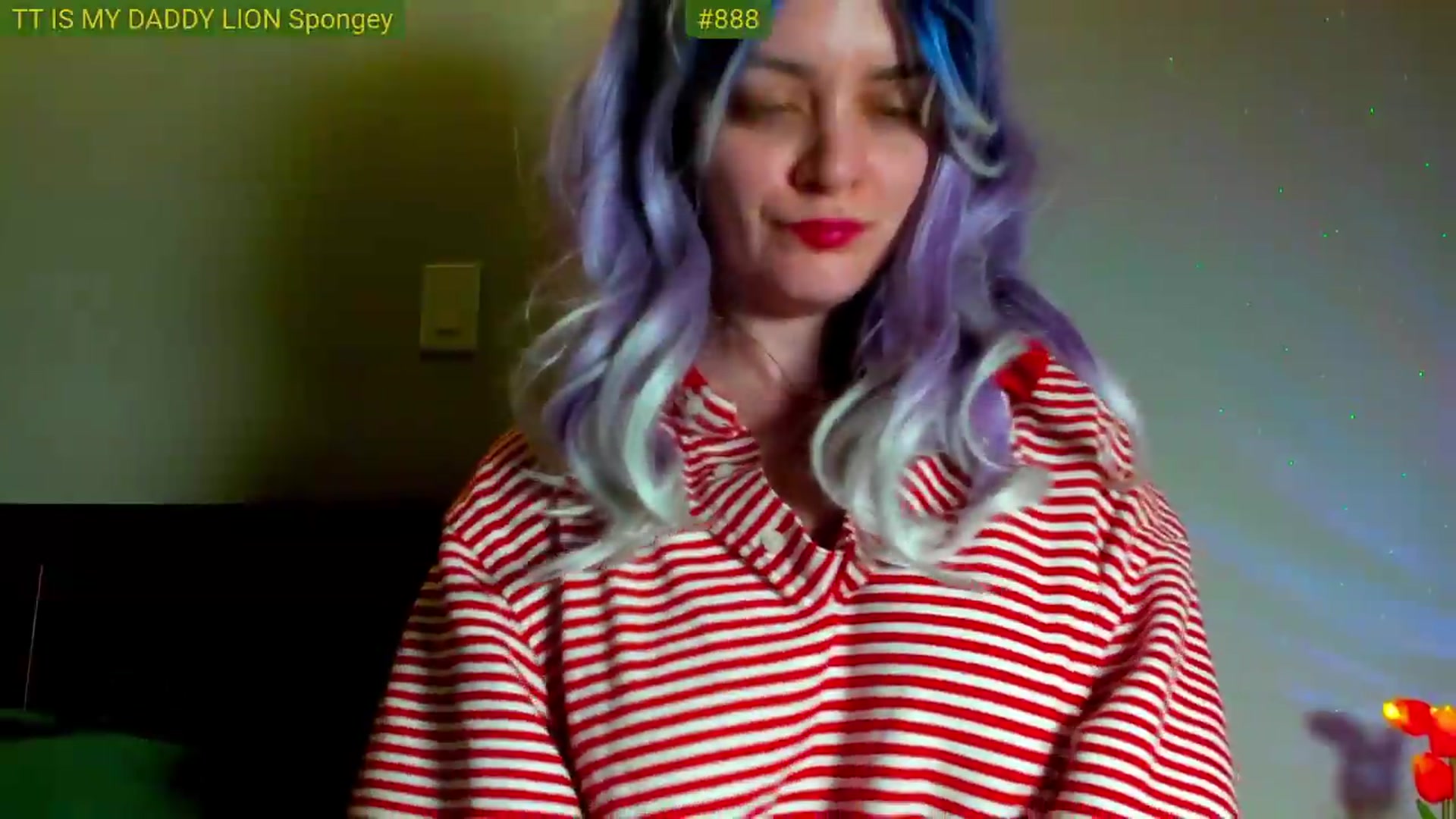 Gallery image thumbnail from FluffinRayRay's myfreecams stream on, 05/20/2026, 01:32 image 17 of 20