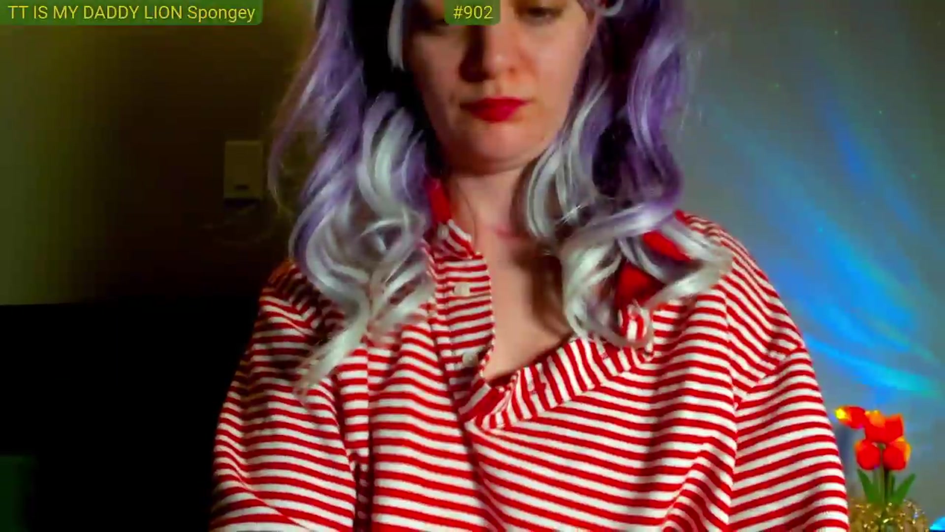 Gallery image thumbnail from FluffinRayRay's myfreecams stream on, 05/20/2026, 01:32 image 14 of 20