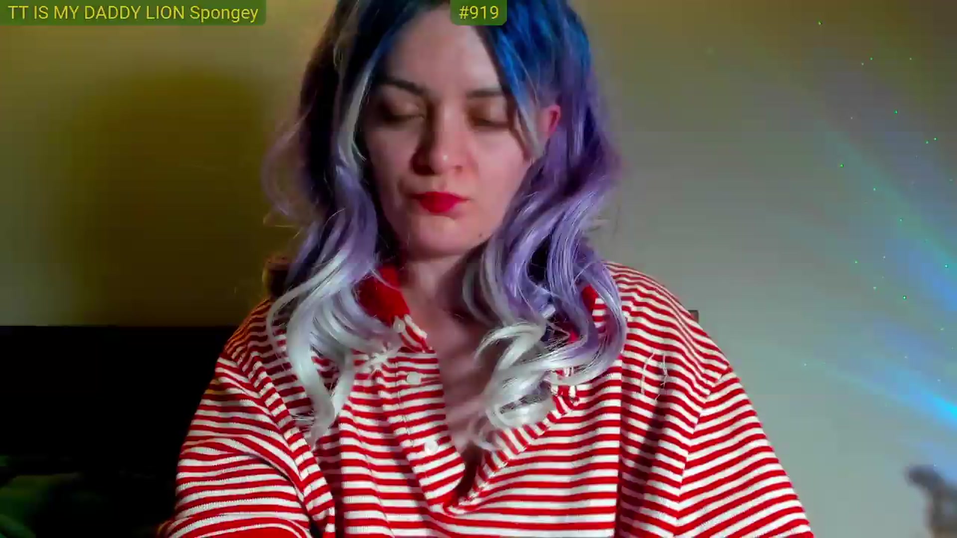 Gallery image thumbnail from FluffinRayRay's myfreecams stream on, 05/20/2026, 01:32 image 7 of 20