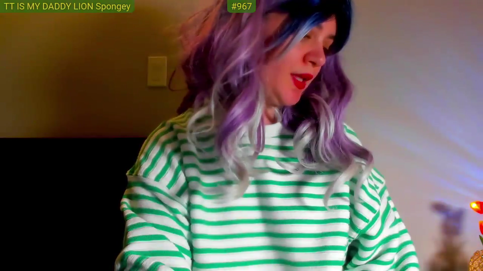 Gallery image thumbnail from FluffinRayRay's myfreecams stream on, 05/25/2026, 01:58 image 18 of 20