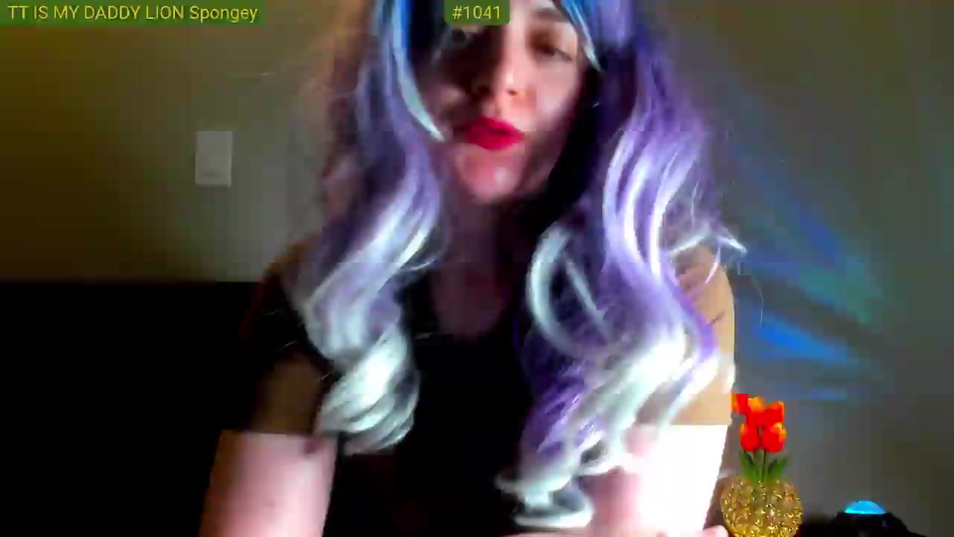 Gallery image thumbnail from FluffinRayRay's myfreecams stream on, 05/29/2026, 01:56 image 4 of 20