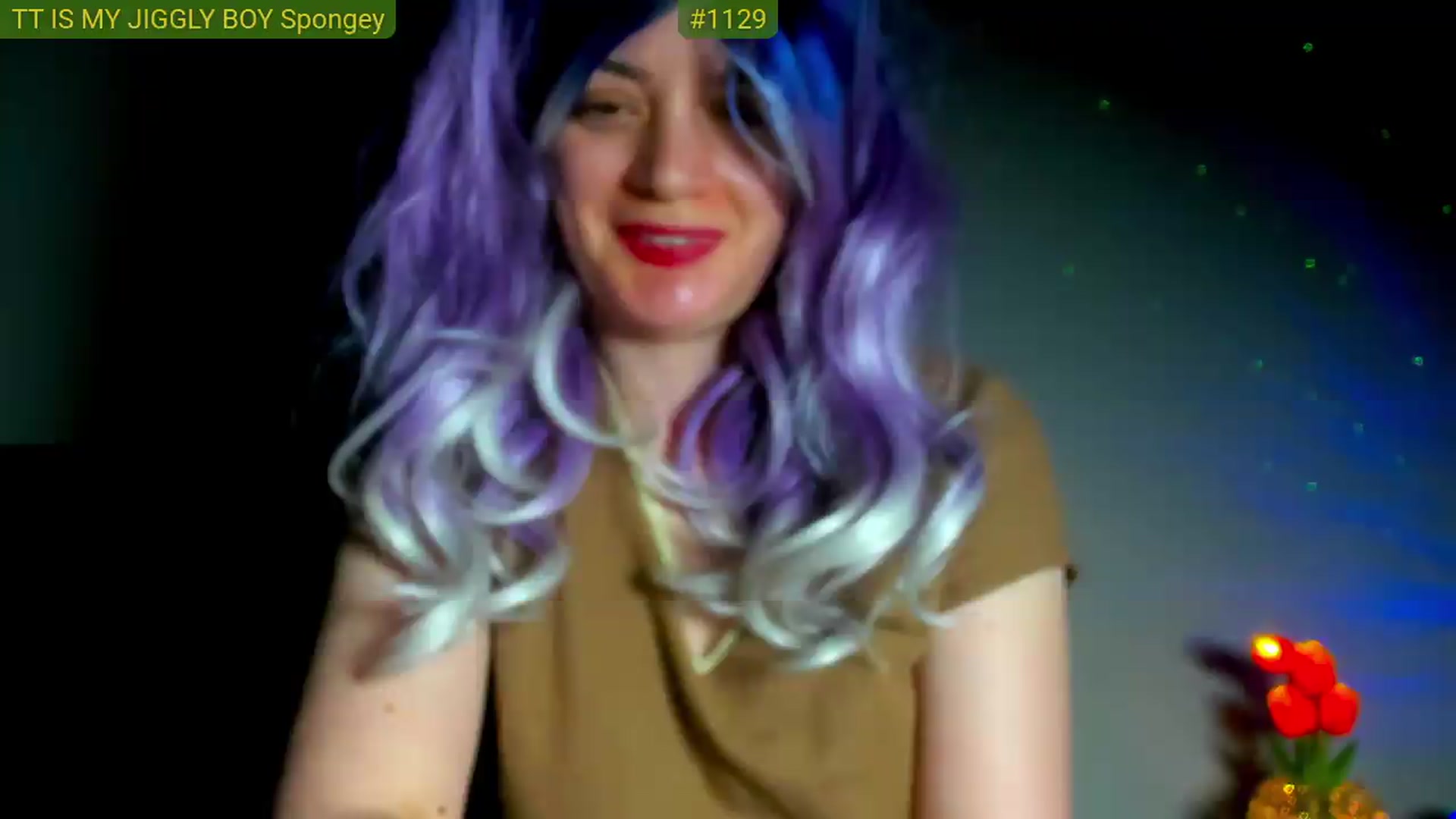 Gallery image thumbnail from FluffinRayRay's myfreecams stream on, 06/05/2026, 01:02 image 12 of 20