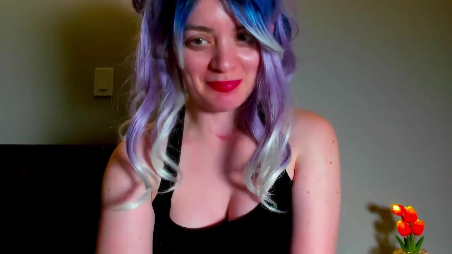 Gallery image thumbnail from FluffinRayRay's myfreecams stream on, 06/11/2026, 02:11 image 8 of 20