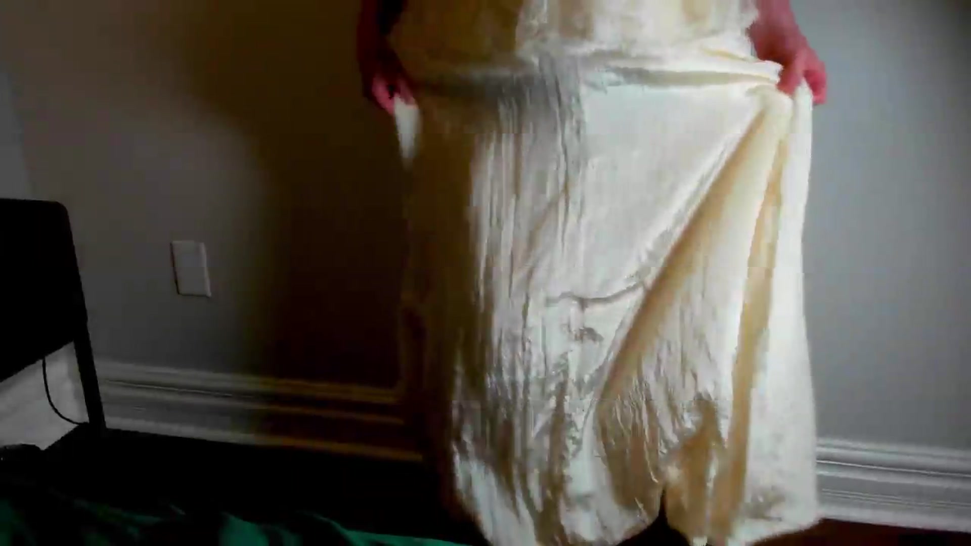 Gallery image thumbnail from FluffinRayRay's myfreecams stream on, 06/11/2026, 02:11 image 17 of 20