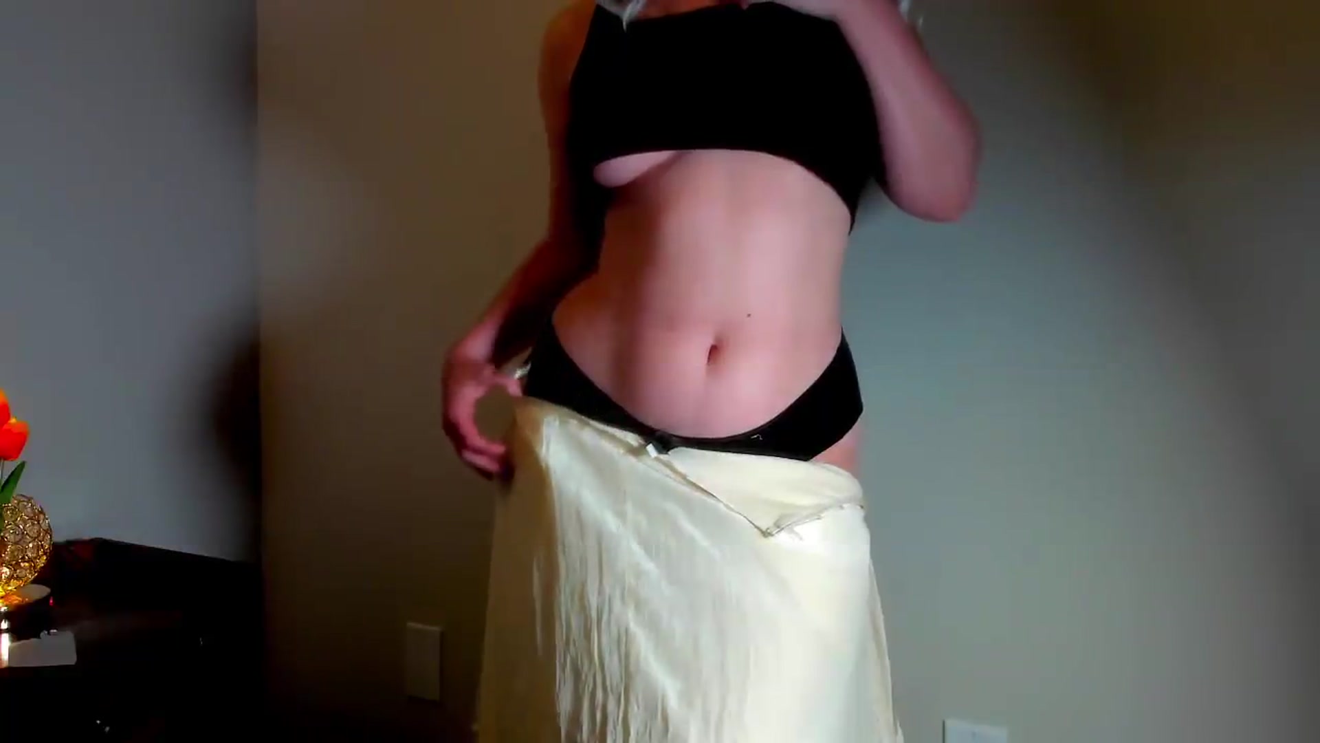 Gallery image thumbnail from FluffinRayRay's myfreecams stream on, 06/11/2026, 02:11 image 19 of 20