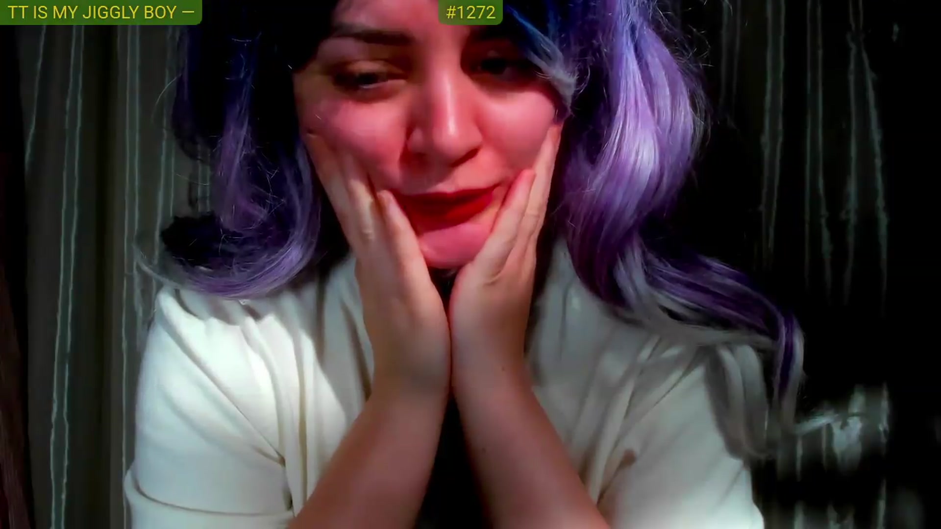 Gallery image thumbnail from FluffinRayRay's myfreecams stream on, 06/14/2026, 20:34 image 15 of 20
