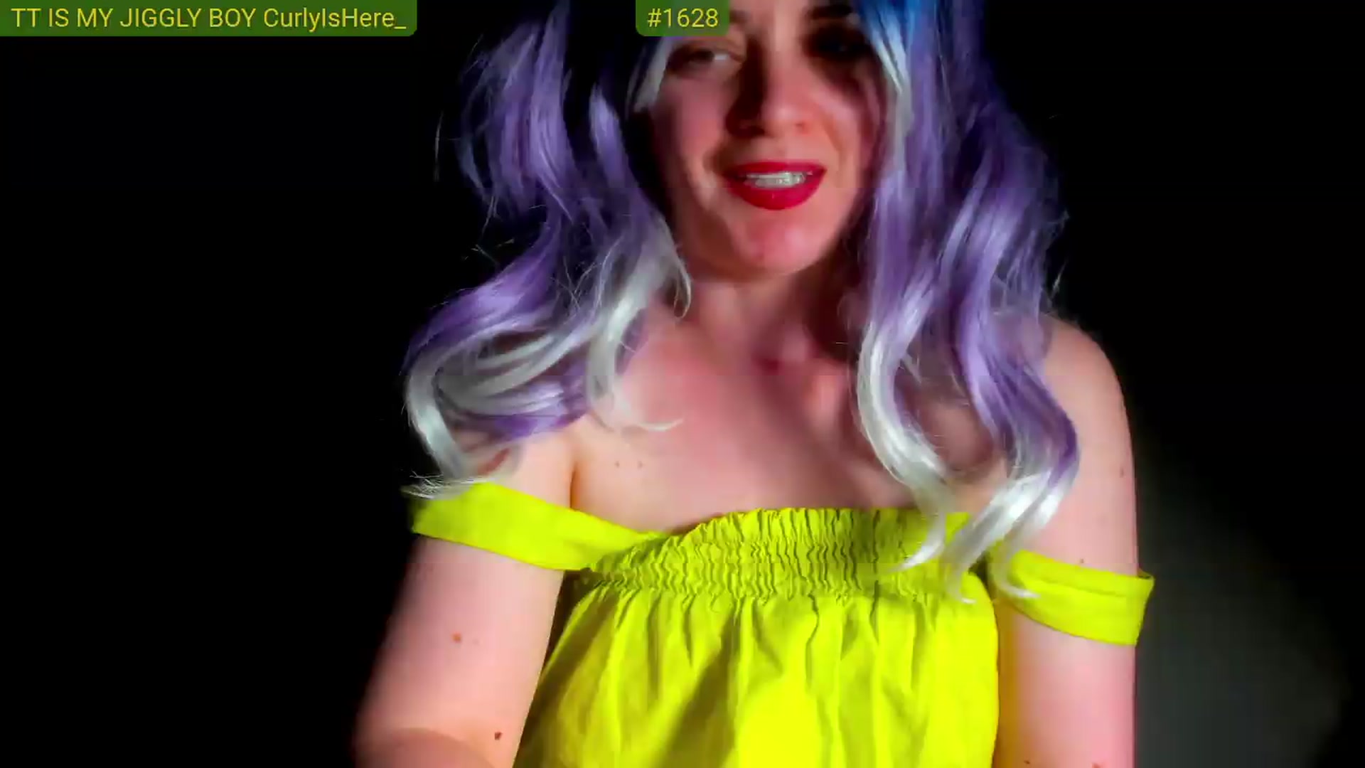 Gallery image thumbnail from FluffinRayRay's myfreecams stream on, 06/30/2026, 24:29 image 17 of 20