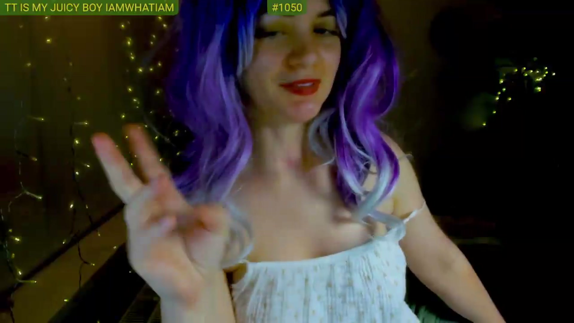 Gallery image thumbnail from FluffinRayRay's myfreecams stream on, 07/20/2026, 24:59 image 9 of 20