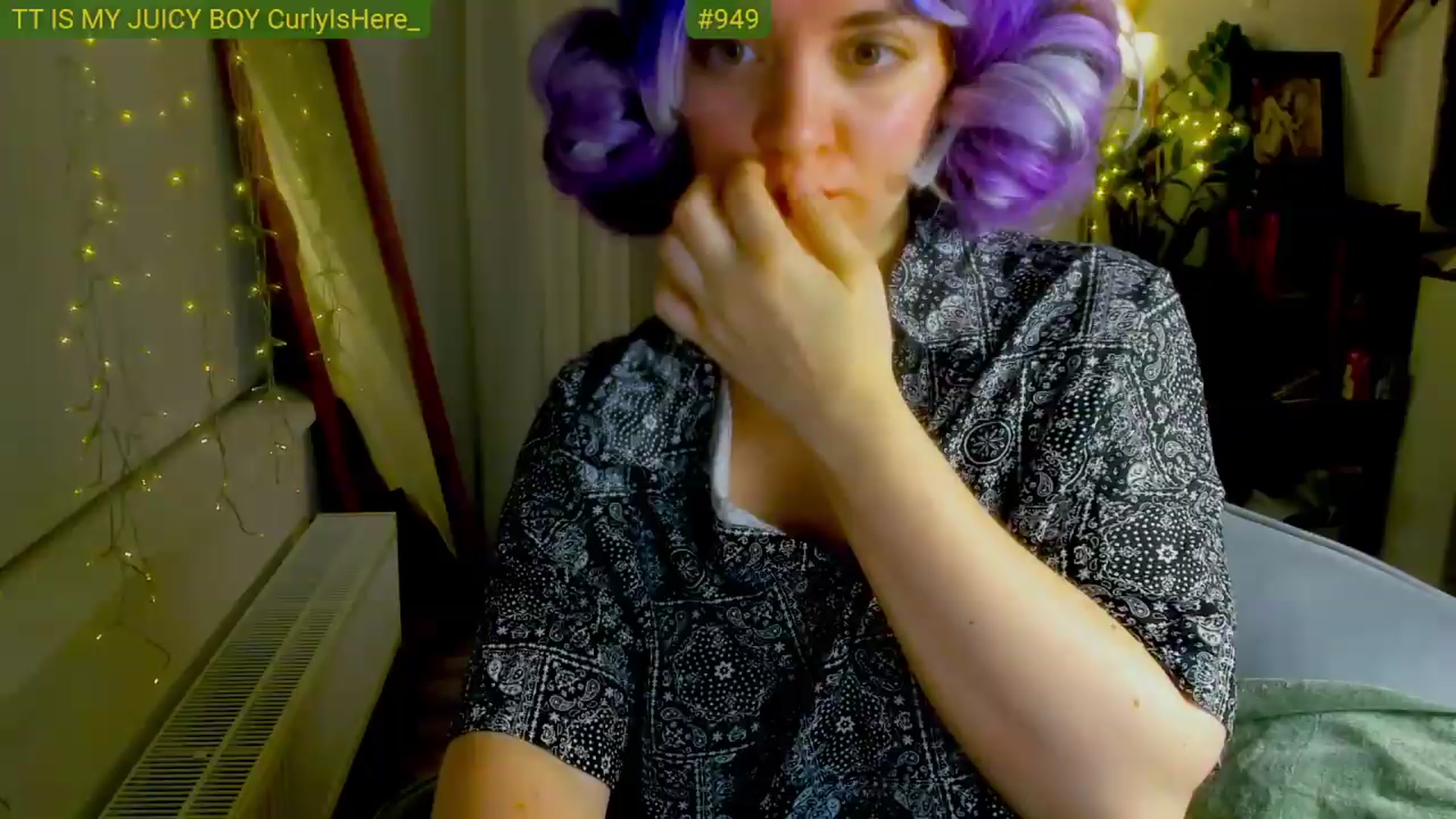 Gallery image thumbnail from FluffinRayRay's myfreecams stream on, 07/27/2026, 24:02 image 10 of 20
