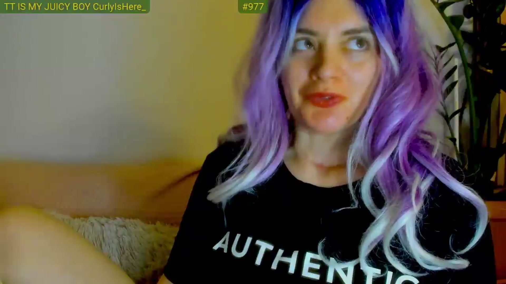 Gallery image thumbnail from FluffinRayRay's myfreecams stream on, 07/29/2026, 24:01 image 17 of 20