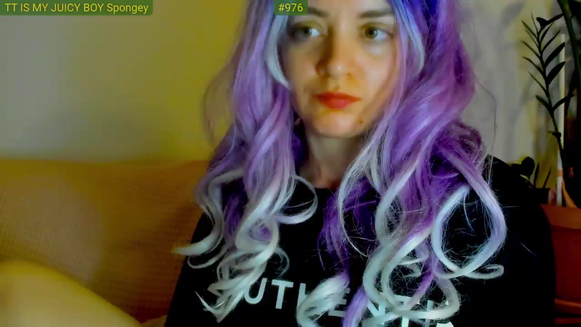 Gallery image thumbnail from FluffinRayRay's myfreecams stream on, 07/29/2026, 01:46 image 6 of 20