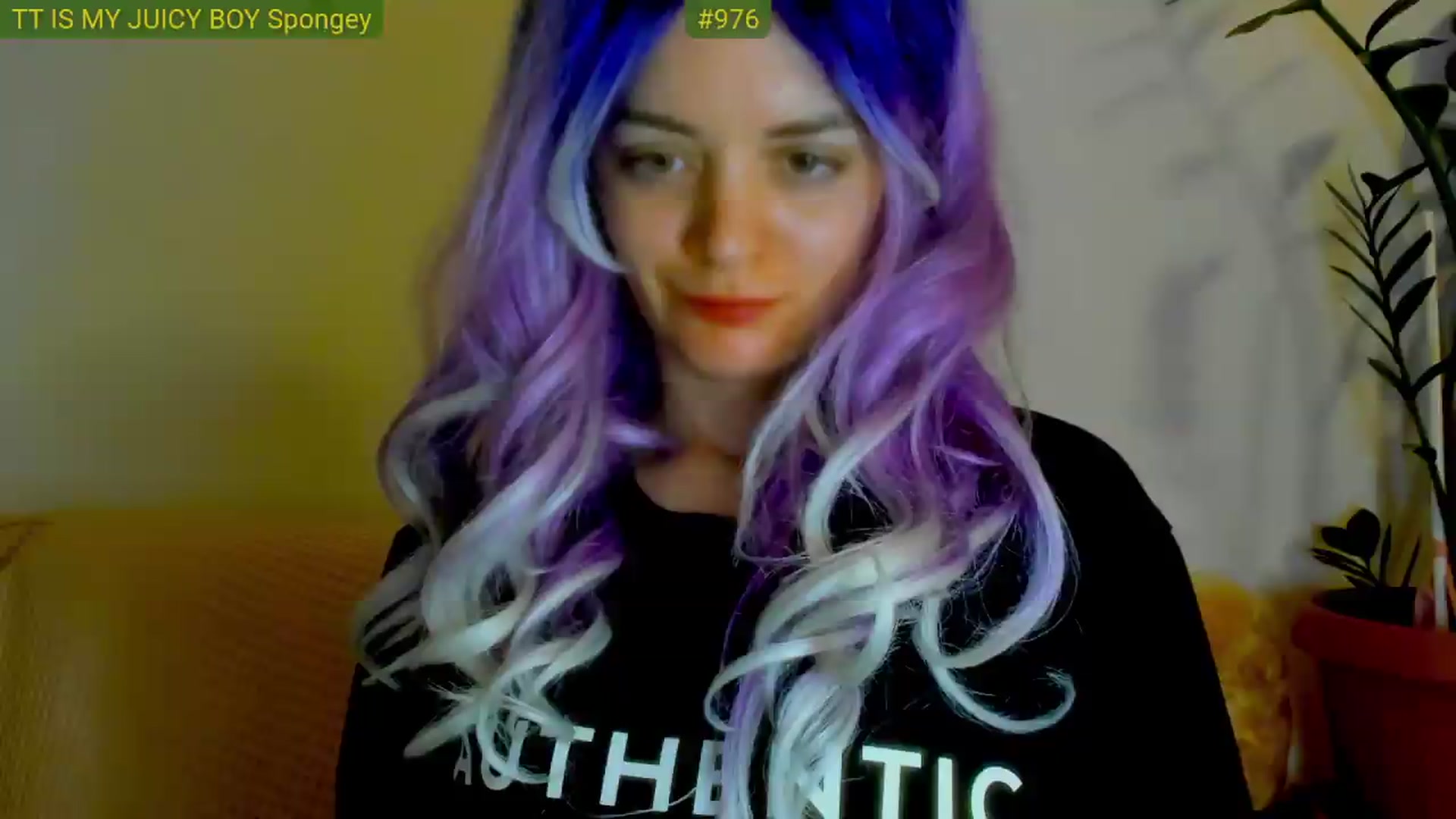 Gallery image thumbnail from FluffinRayRay's myfreecams stream on, 07/29/2026, 01:46 image 4 of 20