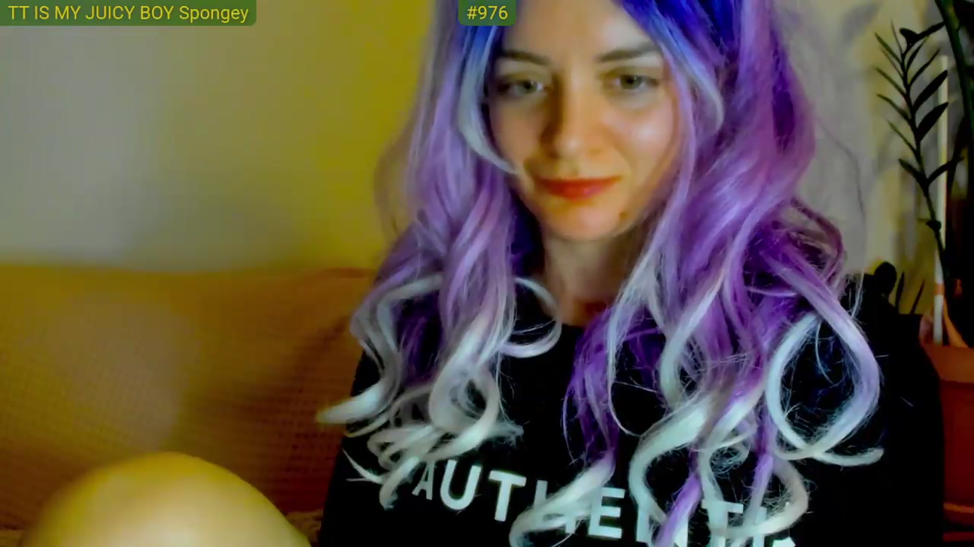 Gallery image thumbnail from FluffinRayRay's myfreecams stream on, 07/29/2026, 01:46 image 7 of 20