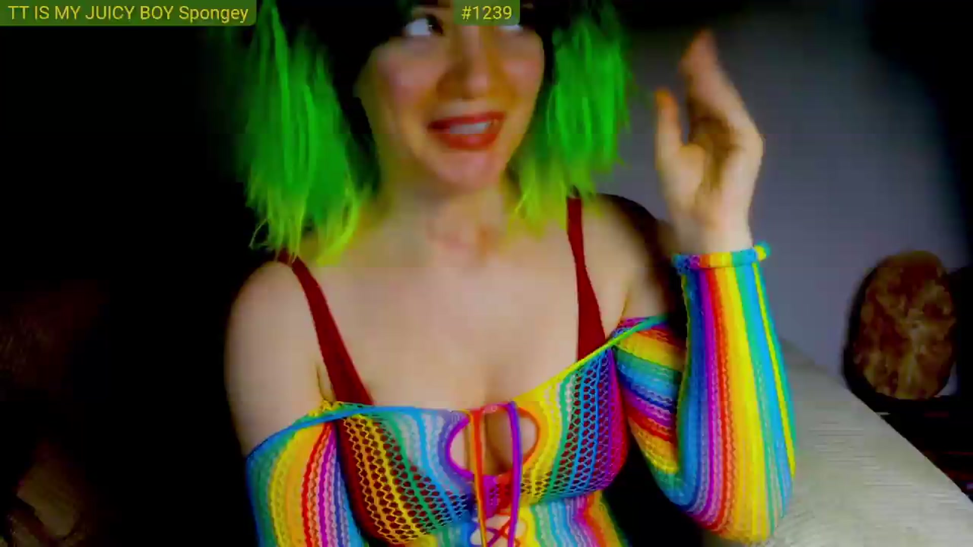 Gallery image thumbnail from FluffinRayRay's myfreecams stream on, 08/11/2026, 01:05 image 7 of 20