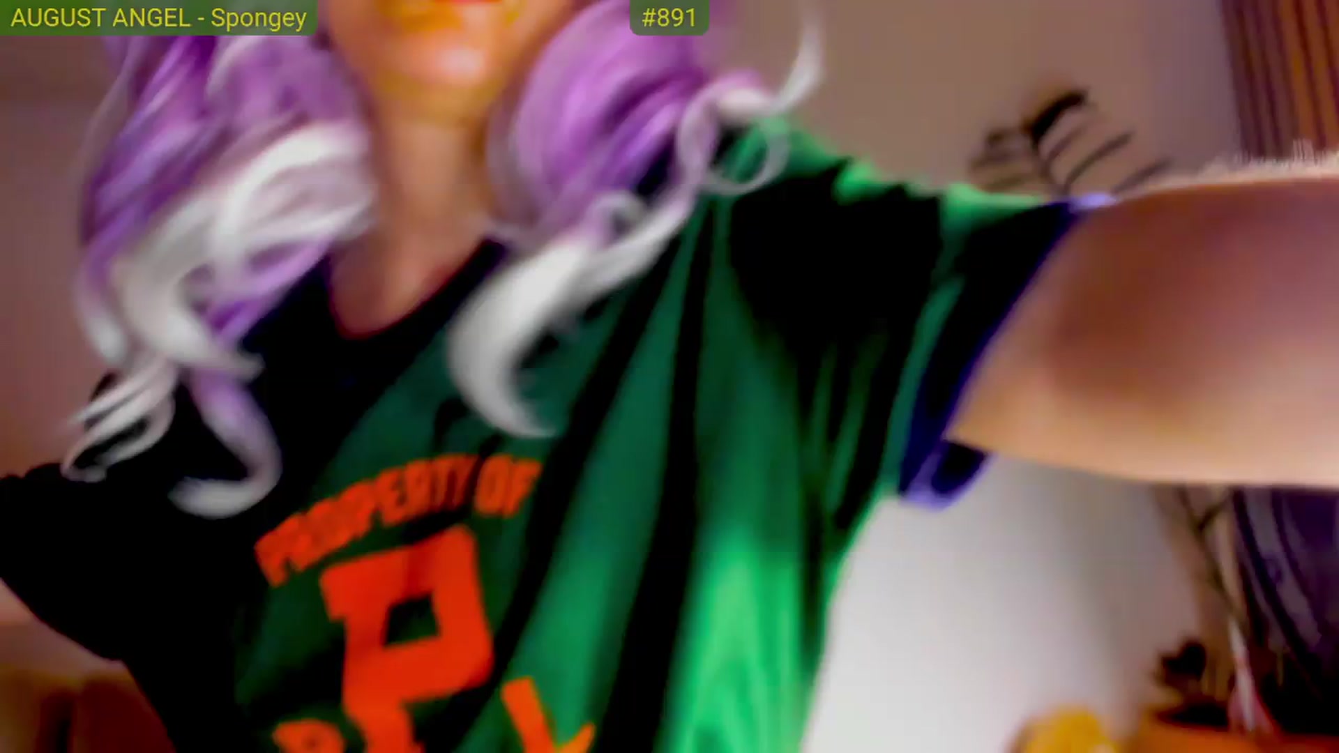 Gallery image thumbnail from FluffinRayRay's myfreecams stream on, 08/17/2026, 24:01 image 5 of 20