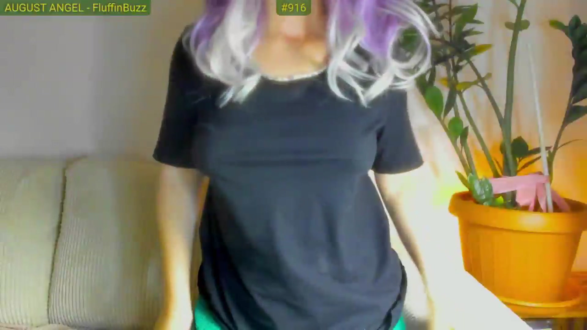 Gallery image thumbnail from FluffinRayRay's myfreecams stream on, 08/18/2026, 24:01 image 14 of 20