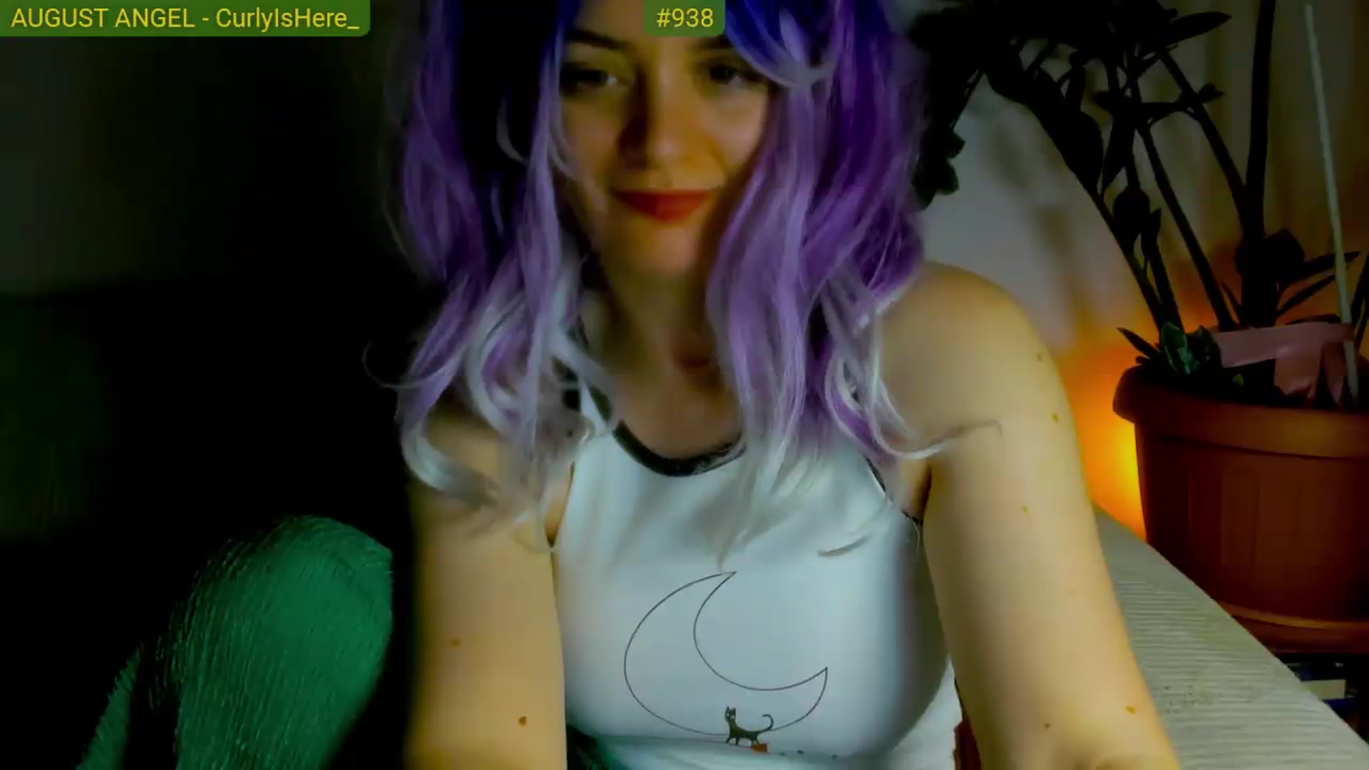 Gallery image thumbnail from FluffinRayRay's myfreecams stream on, 08/22/2026, 24:40 image 2 of 20