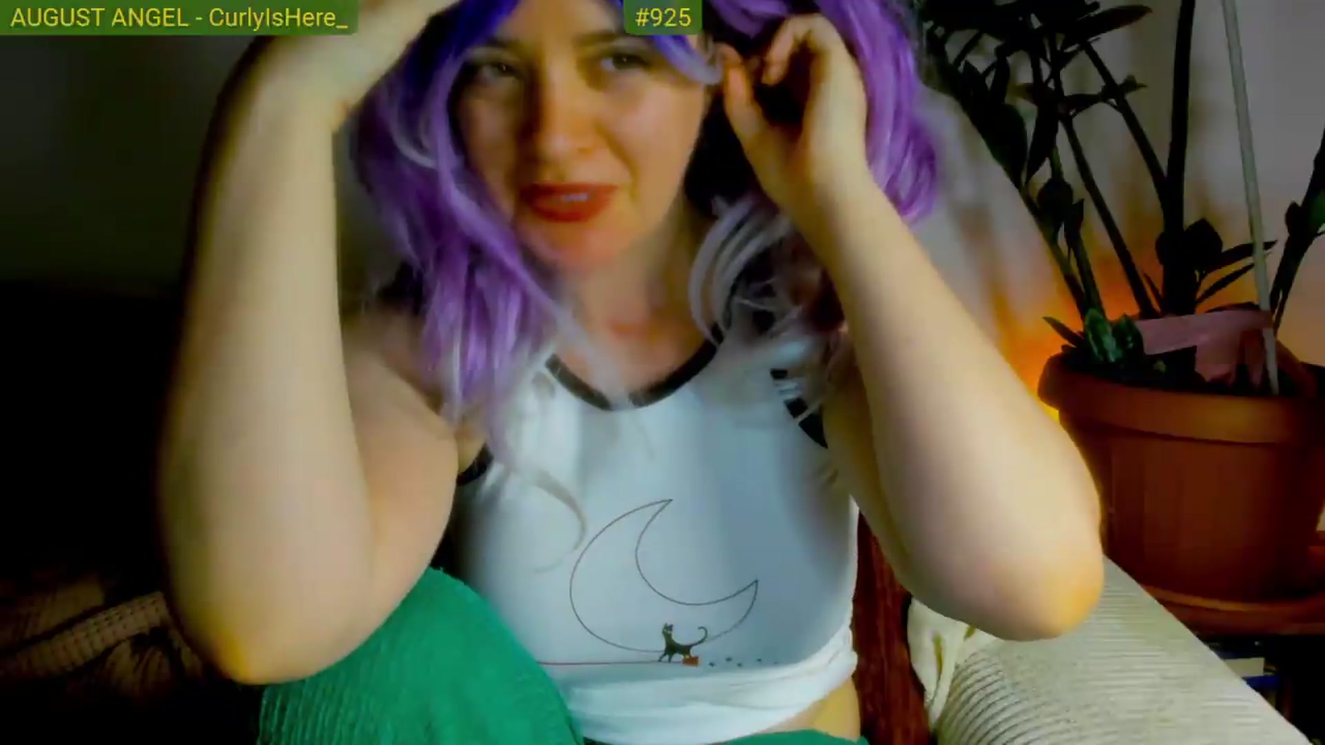 Gallery image thumbnail from FluffinRayRay's myfreecams stream on, 08/22/2026, 24:40 image 8 of 20