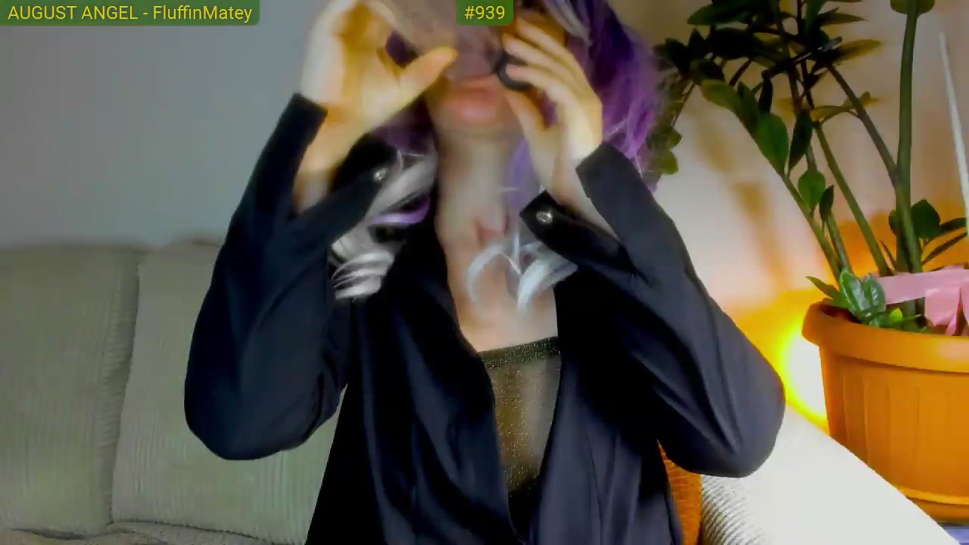 Gallery image thumbnail from FluffinRayRay's myfreecams stream on, 08/23/2026, 01:43 image 10 of 20