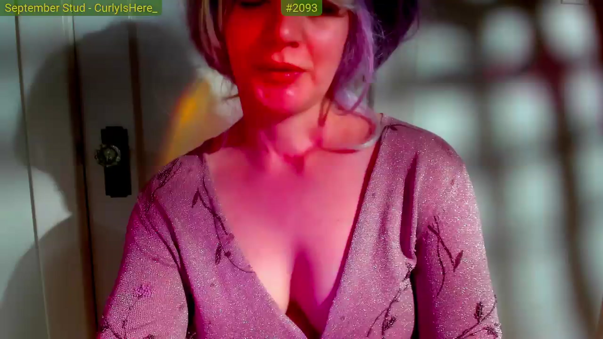 Gallery image thumbnail from FluffinRayRay's myfreecams stream on, 09/19/2026, 24:32 image 5 of 20