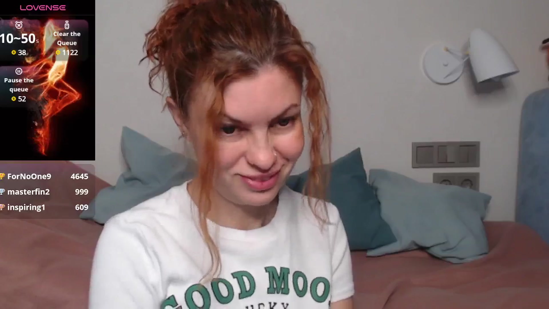 Gallery image thumbnail from FluffyTail's myfreecams stream on, 09/19/2024, 06:27 image 16 of 20