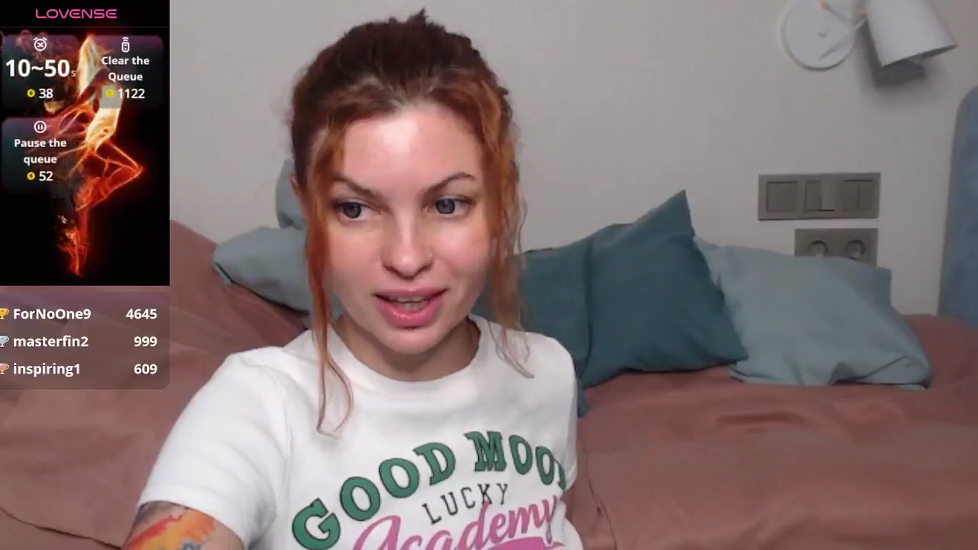 Gallery image thumbnail from FluffyTail's myfreecams stream on, 09/19/2024, 07:21 image 12 of 20