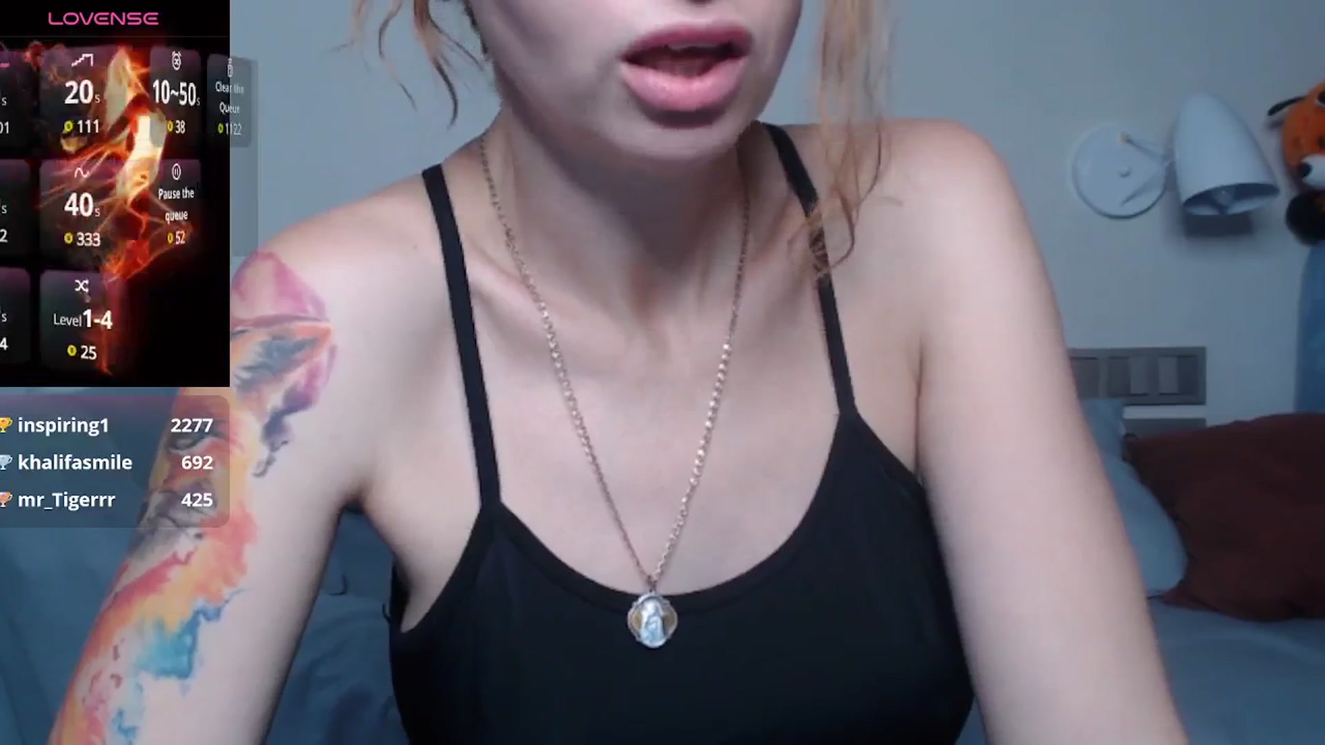 Gallery image thumbnail from FluffyTail's myfreecams stream on, 09/29/2024, 13:01 image 9 of 20