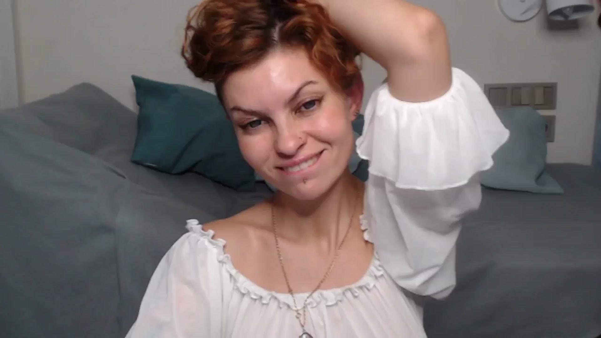 Gallery image thumbnail from FluffyTail's myfreecams stream on, 09/30/2024, 15:01 image 7 of 20