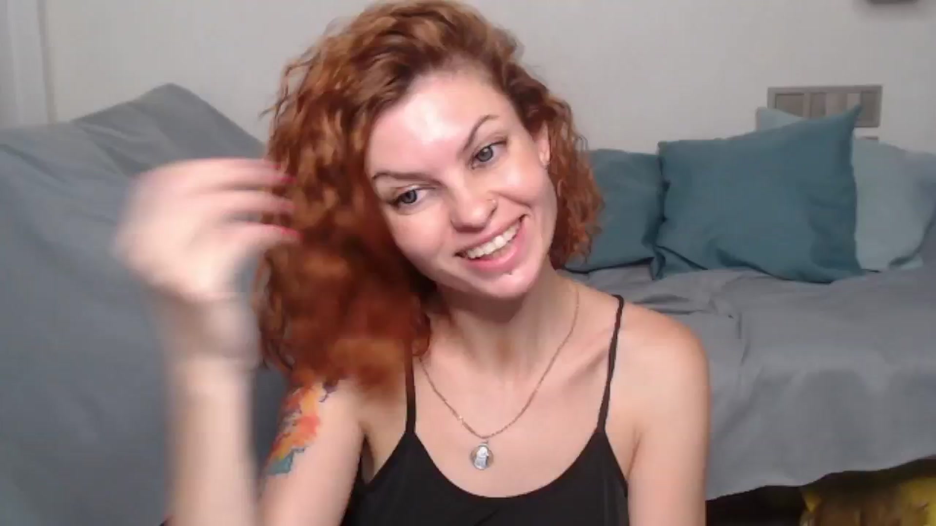 Gallery image thumbnail from FluffyTail's myfreecams stream on, 09/30/2024, 15:33 image 17 of 20