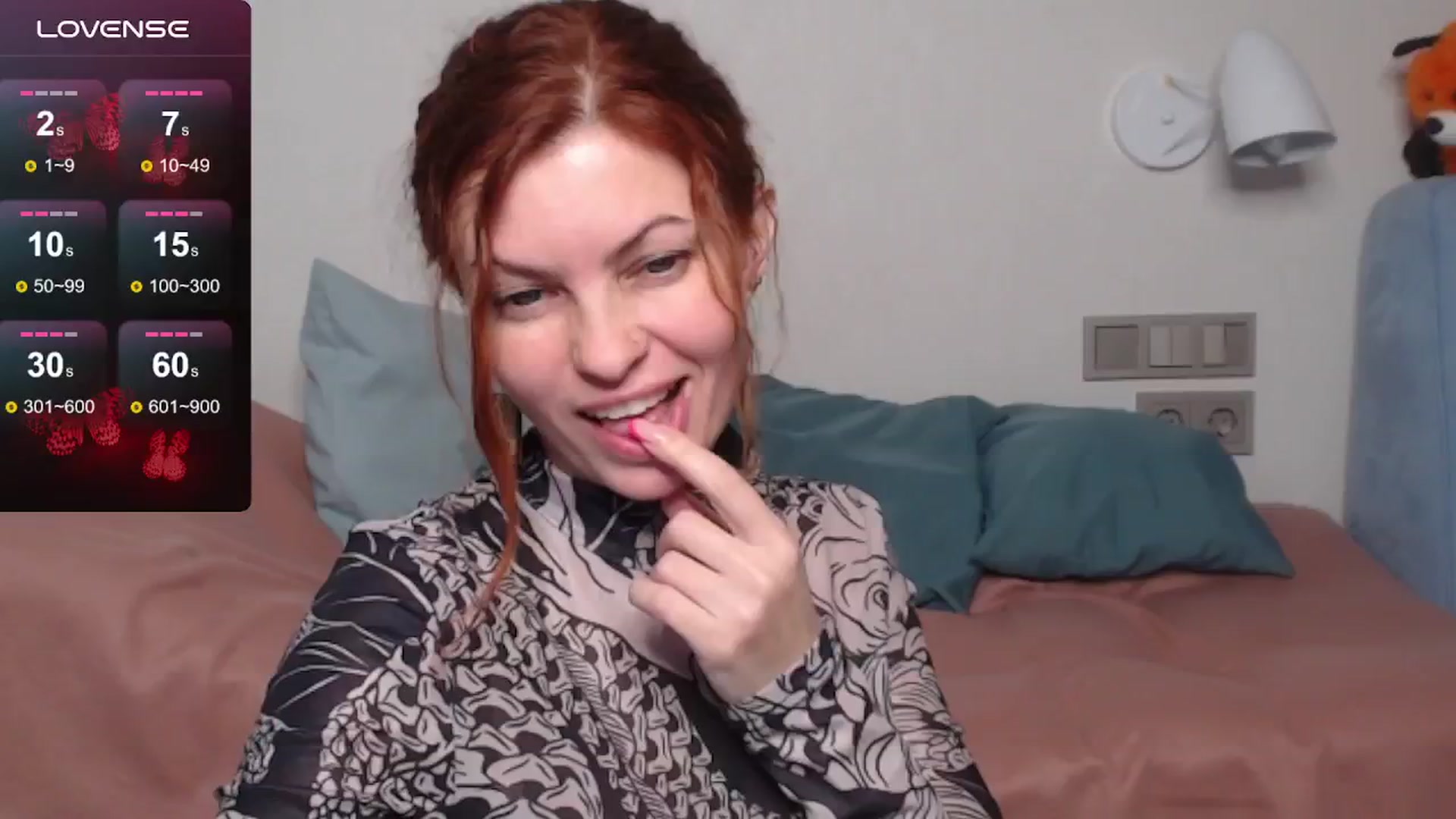 Gallery image thumbnail from FluffyTail's myfreecams stream on, 10/07/2024, 06:42 image 2 of 20
