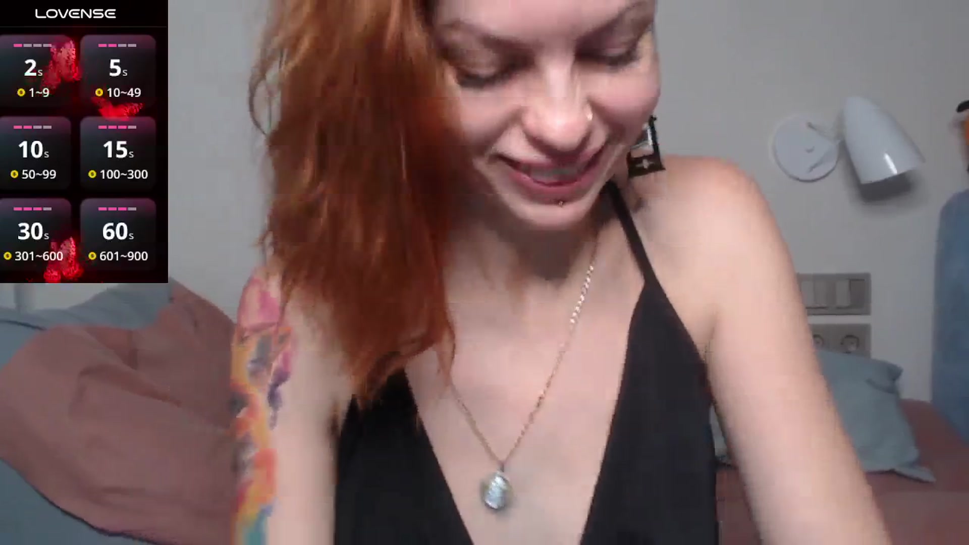 Gallery image thumbnail from FluffyTail's myfreecams stream on, 10/28/2024, 05:26 image 18 of 20