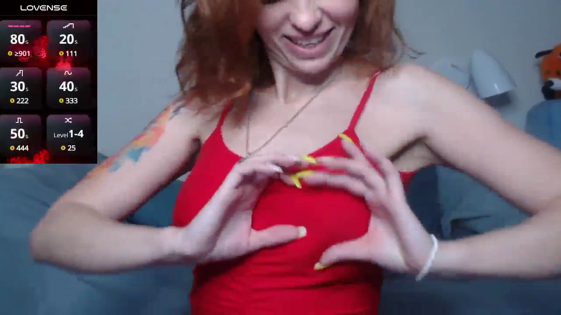 Gallery image thumbnail from FluffyTail's myfreecams stream on, 10/29/2024, 07:08 image 14 of 20